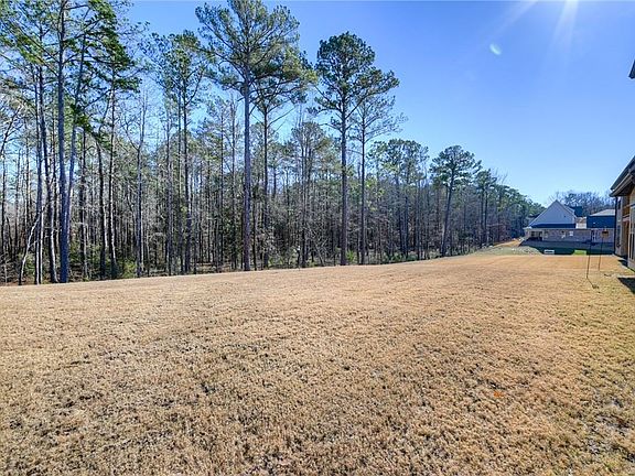 3rd image of 375 Barksdale Ln