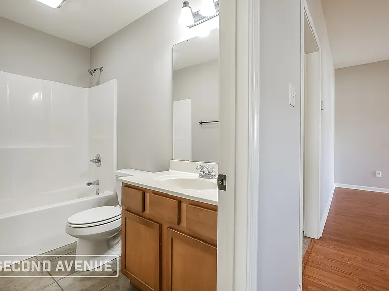 106 Sahalee Cv — Photo 17