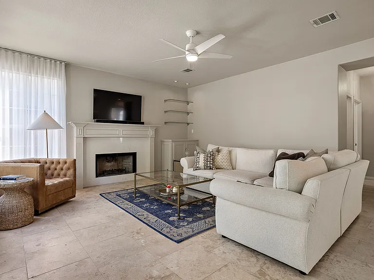 2114 Hilton Head Dr — Photo 16