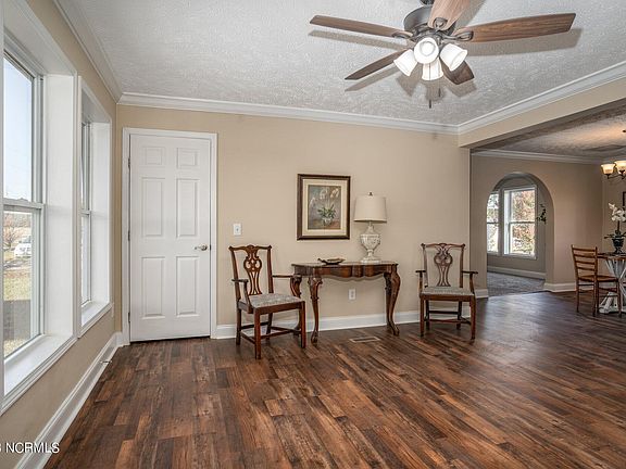 5th image of 11299 Old 125 Road