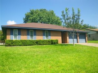 1216 Julie St, Weatherford, TX 76086