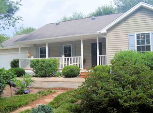 404 Chetola Rd, Seneca, SC 29672