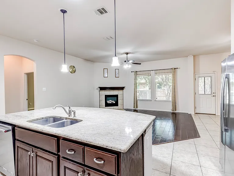 116 Azimuth Dr — Photo 37