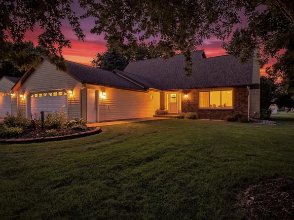 2000 9th St SW, Austin, MN 55912