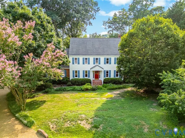 2200 Swanhurst Dr, Midlothian, VA 23113