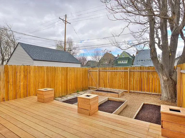3638 N Williams St — Photo 11