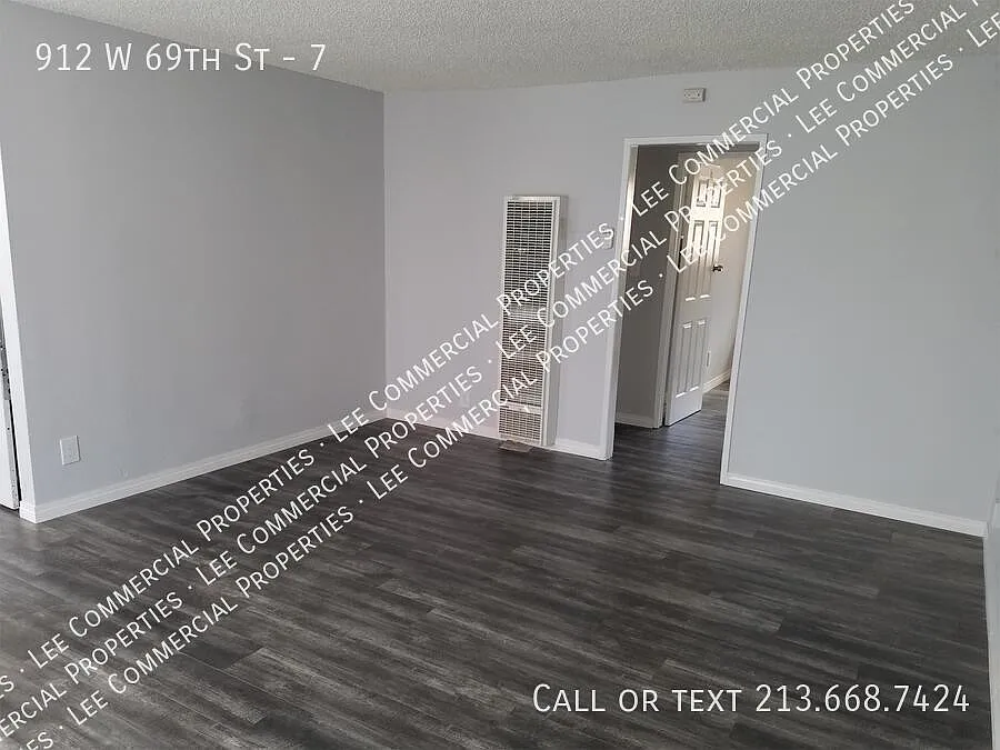 3 bed, 1040 sqft, $2,750 — Photo 2