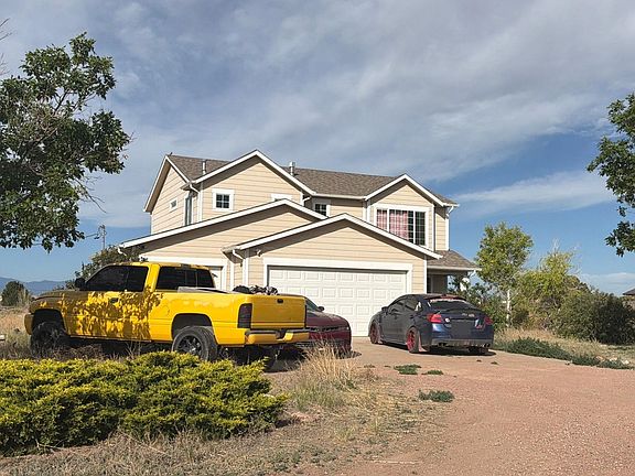 2nd image of 608 E Marigold Dr