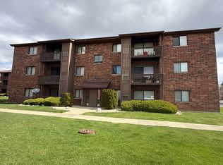 15723 Peggy Ln APT 11, Oak Forest, IL