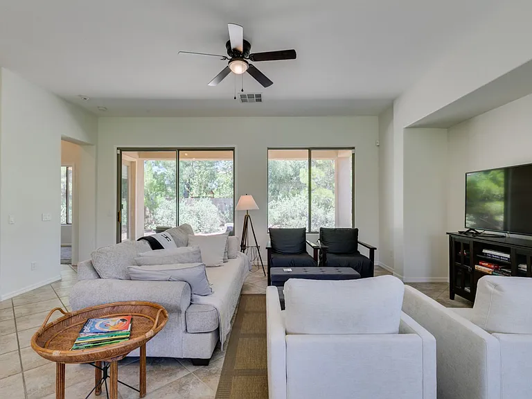 8 Kennesaw Rd — Photo 14