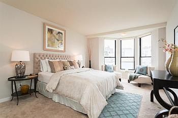 5th image of 1776 Sacramento St APT 606