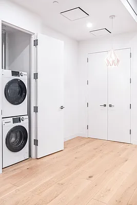 Rented by Christie's International Real Estate Group, LLC | media 9