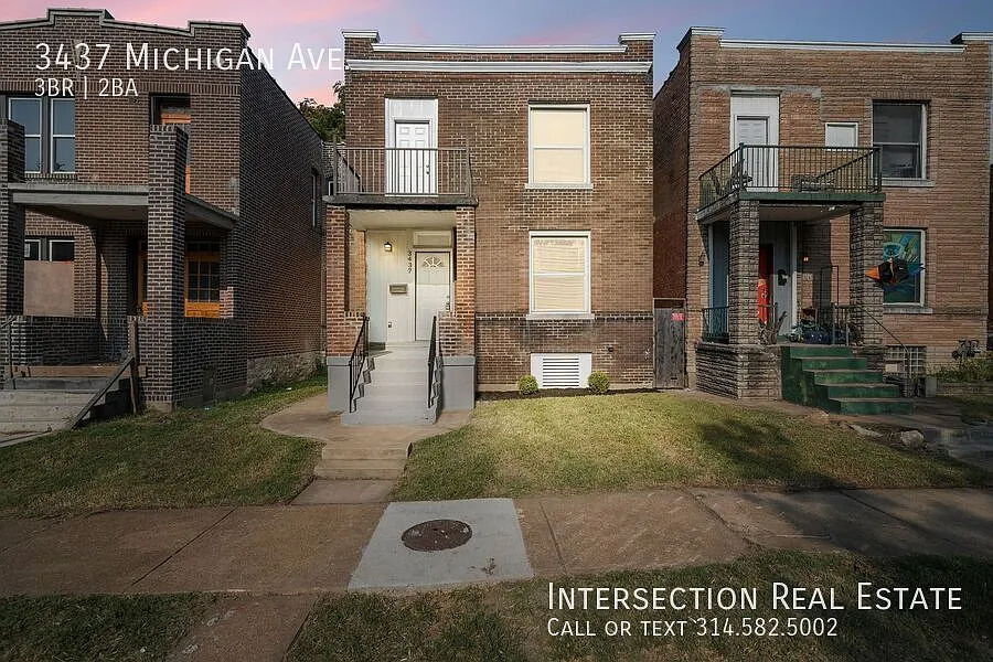 Beautifully Renovated 3 Bed/2Bath Home in S. City — Photo 2