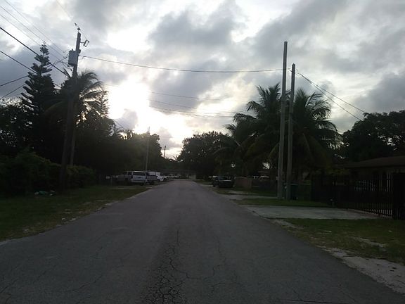 5th image of 268 NE 164th Ter