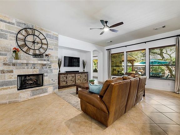 3rd image of 3502 Luminoso Ln W