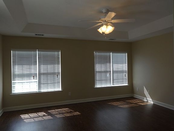 4th image of 4517 Frank Warren Dr