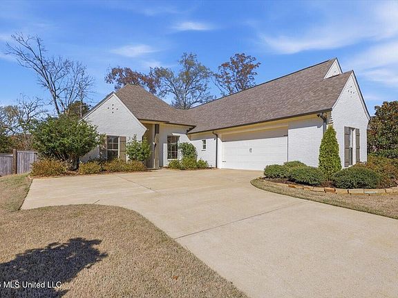 2nd image of 252 Buckhead Dr