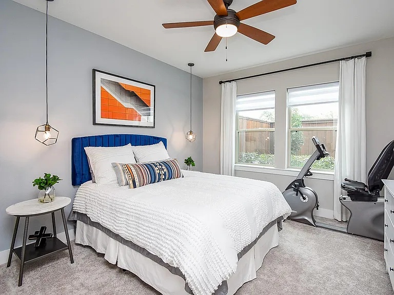10914 Brambling Wood Dr S — Photo 18