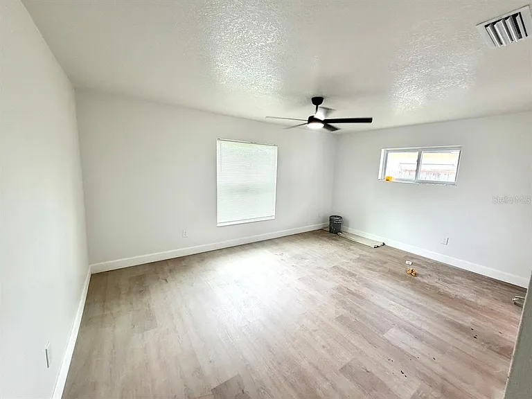 1518 Deming Dr — Photo 10
