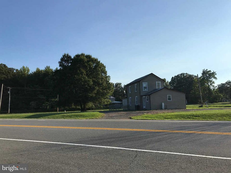 2nd image of 4175 Hawthorne Rd