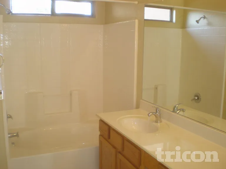 11363 W Overlin Dr — Photo 6