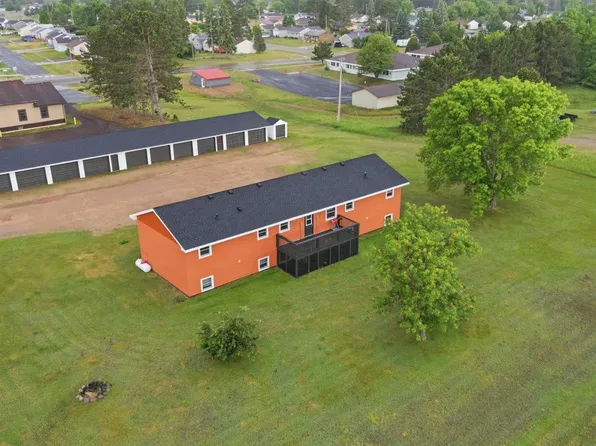 12 Linney St, Babbitt, MN 55706