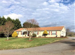 6485 George Hildebran School Rd, Hickory, NC 28602