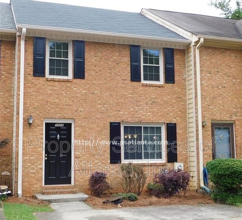 1st image of 1002 Westfield Trce SE