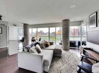 352 Front St W #918, Toronto, ON M5V0K3