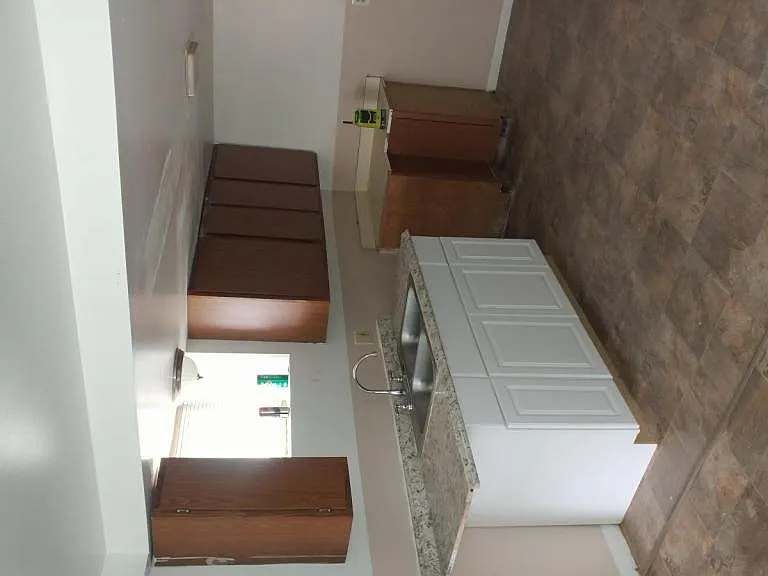 863 Glenwood Ave — Photo 8