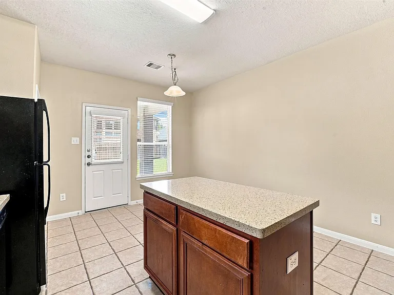 16726 Vivian Point Ln — Photo 13