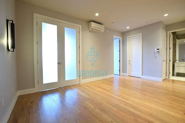 Rented by null | media 39