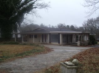 101 Gervais St, Ninety Six, SC 29666
