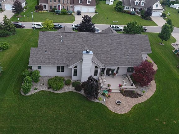 3rd image of 4352 Island Dr W