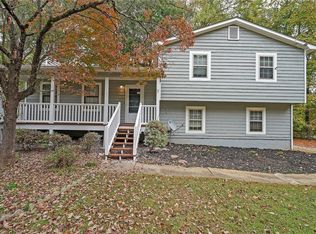 1022 Hicksmil Dr SW, Marietta, GA 30060