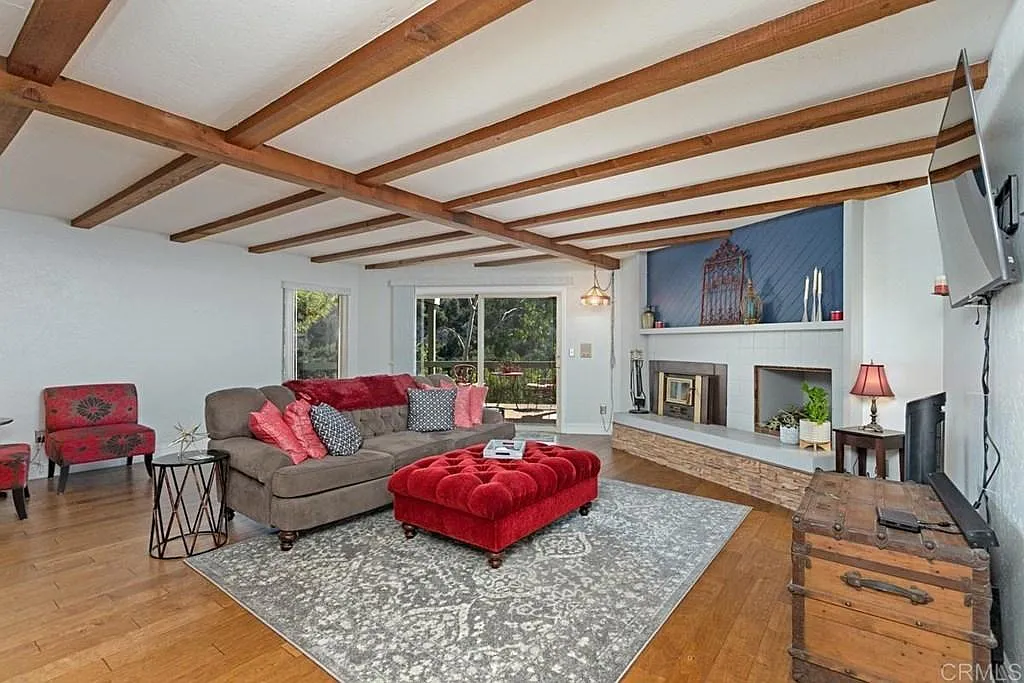 28329 Kettering Ln — Photo 3