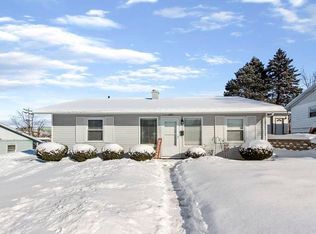 1250 W Staver St, Freeport, IL 61032
