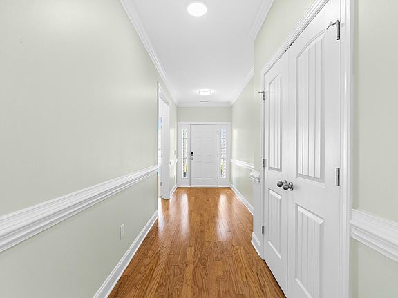 4th image of 3900 Freemark Ln