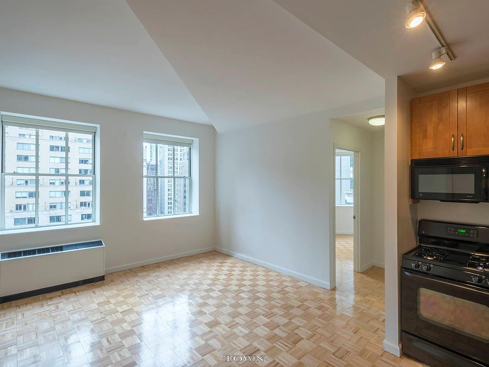 1st image of 63 Wall St APT 2014