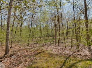 33 Old Country Rd, Oxford, CT 06478