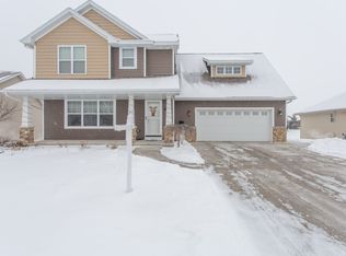 4854 Isabella Cir, Oneida, WI 54155