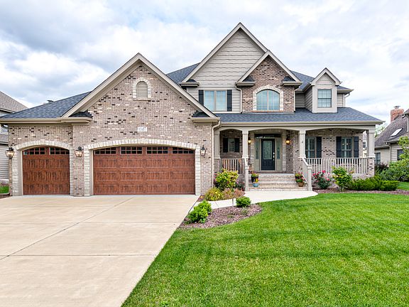 2nd image of 11657 S Rushmore Dr