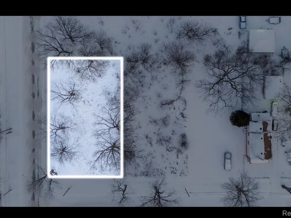 2320 Lincoln Ave, Saginaw, MI 48601