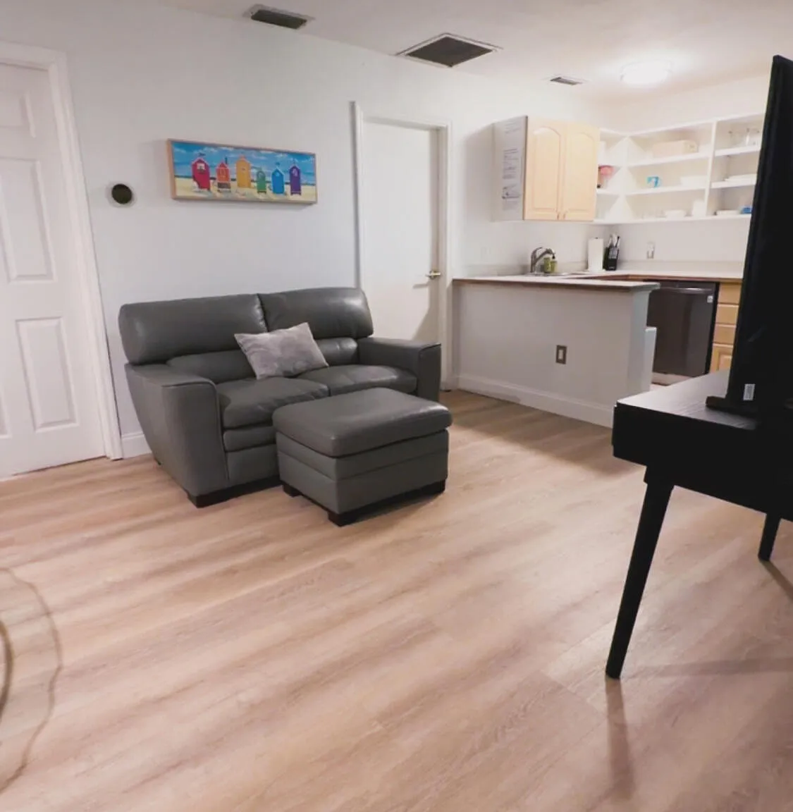 2 bed, 1.0 bath, 1050 sqft, $3,375 — Photo 4