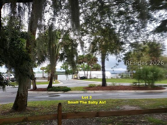 2nd image of 43 Jenkins Island Road UNIT 003