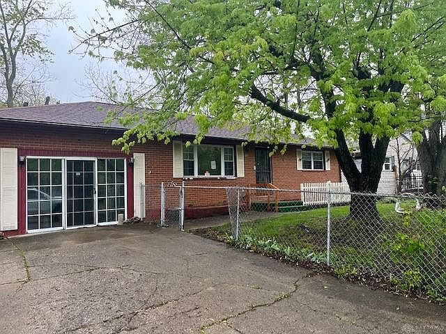 1st image of 840 Lilac Ave