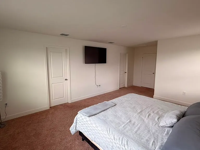 9060 Norley Ct — Photo 4