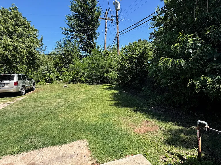 1612 N Marion Ave — Photo 13