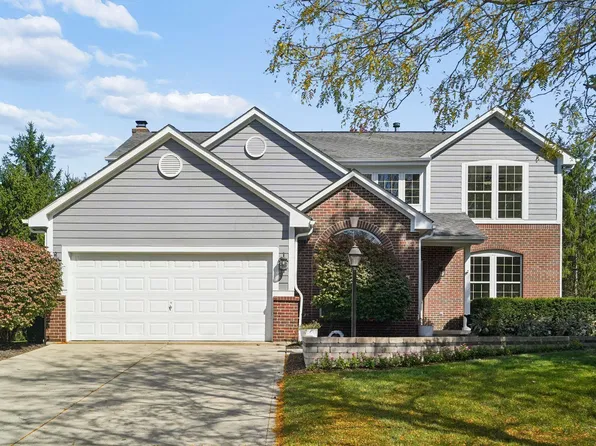 8240 Chateau Ln, Westerville, OH 43082