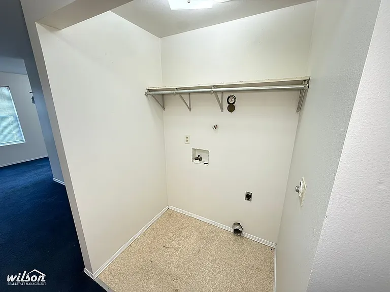 1318 Fairbanks Ave — Photo 11